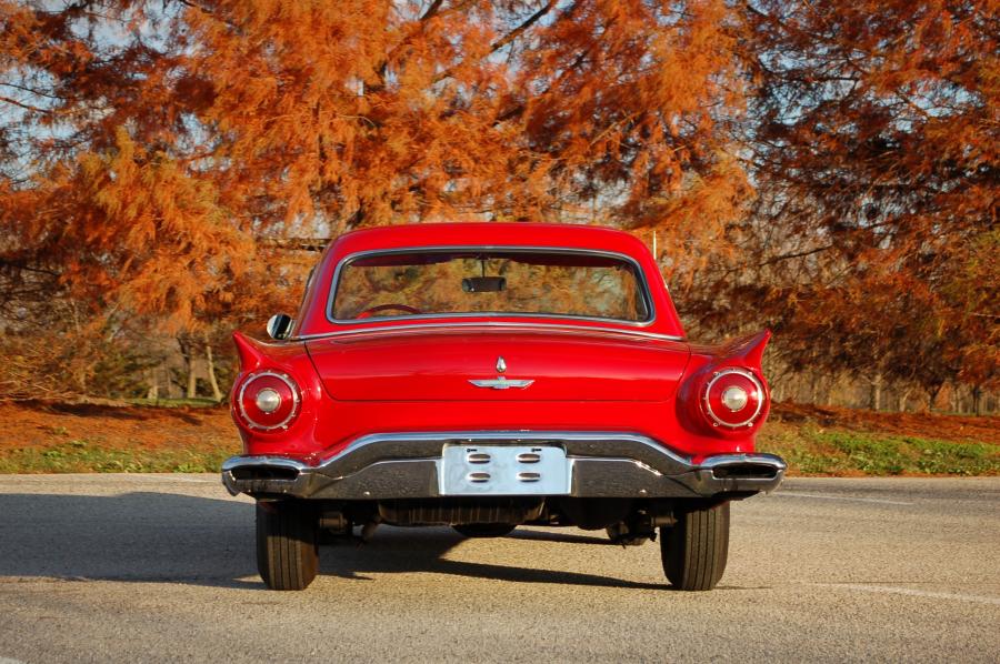  Ford Thunderbird 1957 года  (фото 19 из 86)